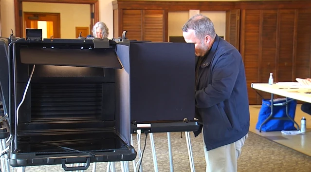 ਵਿਰਜੀਨੀਆ ਵਿਧਾਇਕਾਂ ਵਿਚ SAVE America ਕਾਨੂੰਨ 'ਤੇ ਅਮਤਭੇਦ