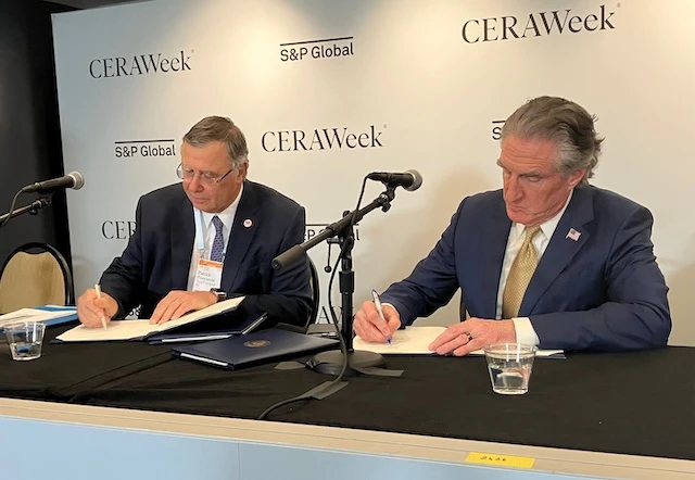 ਅਮਰੀਕੀ ਸਰਕਾਰ ਨੇ ਬਾਹਰੀ ਹਵਾ ਬਿਜਲੀ ਯੋਜਨਾ ਰੱਦ ਕੀਤੀ