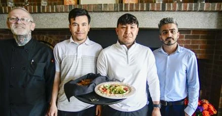 ਅਫਗਾਨਿ ਪ੍ਰਵਾਸੀਆਂ ਨੇ ਖੋਲ੍ਹਿਆ ਨਵਾਂ ਹਲਾਲ ਰੈਸਟੋਰੈਂਟ