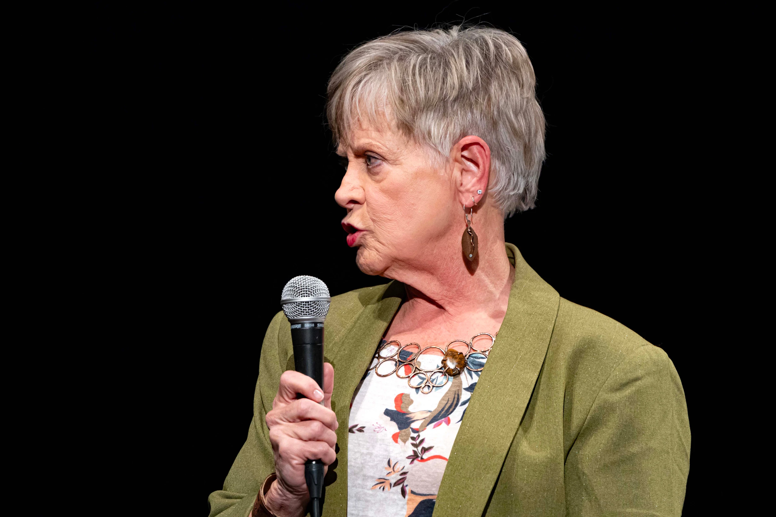 ਅਲਾਬਾਮਾ ਖਾਨ ਮੰਤਰੀ ਮੀਆਂਾਂ ਦੇ ਮੌਤ ਵਾਲੇ ਧਮਾਕੇ ਤੋਂ ਬਾਅਦ ਨਰਮ ਰਵੱਈਆ