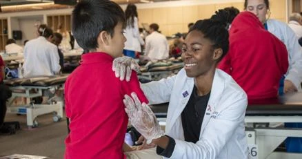 ਕੈਨਸਸ ਸਿਟੀ ਯੂਨੀਵਰਸਿਟੀ ਨੇ ਸਾਲਾਨਾ ਅੱਧਾ ਅਰਬ ਦੀ ਆਰਥਿਕੀ ਬਣਾਉਟ ਕੀਤੀ