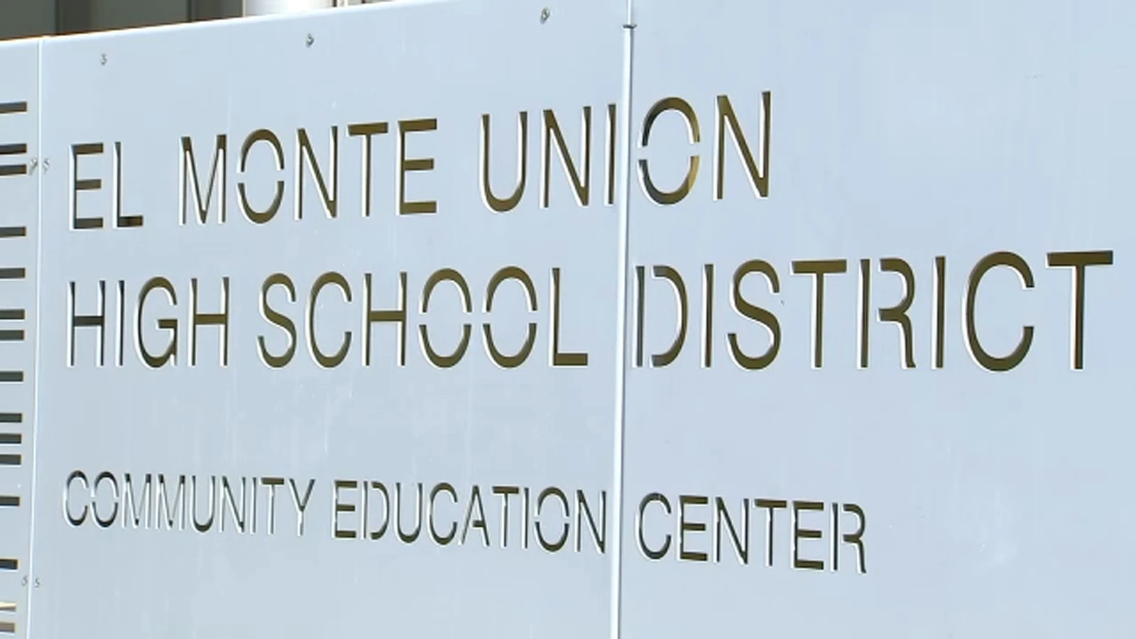 ਵਿਦਿਆਰਥੀਆਂ ਨੇ ਸੂਪਰਿੰਟੈਂਡੈਂਟ ਦੀ ਕੱਢਣ ਦੀ ਮੰਗ ਕੀਤੀ