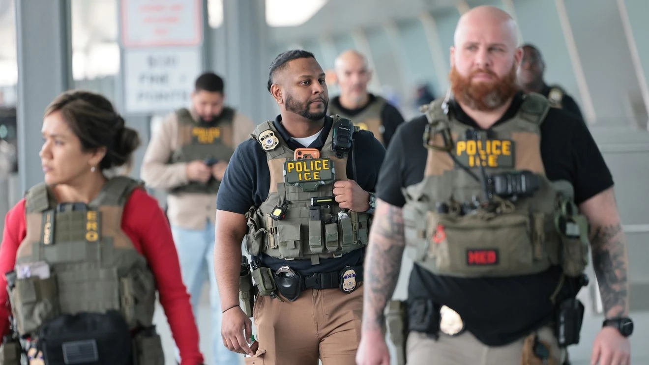 ਏਅਰਪੋਰਟਾਂ ’ਚ ਆਈਸੀਈ ਏਜੰਟ ਭੇਜਣ ਨਾਲ ਸੁਰੱਖਿਆ ਲਾਈਨਾਂ ਘਟਣਗੀਆਂ?