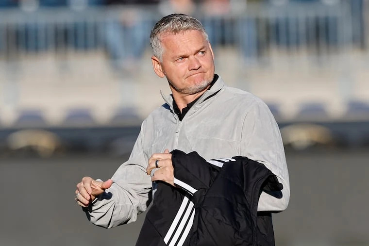 ਸੈਲਫ਼ ਬਣਾਈਆਂ ਗਲਤੀਆਂ ਨਾਲ ਯੂਨੀਅਨ ਦਾ ਧੀਮਾ ਸ਼ੁਰੂਆਤ