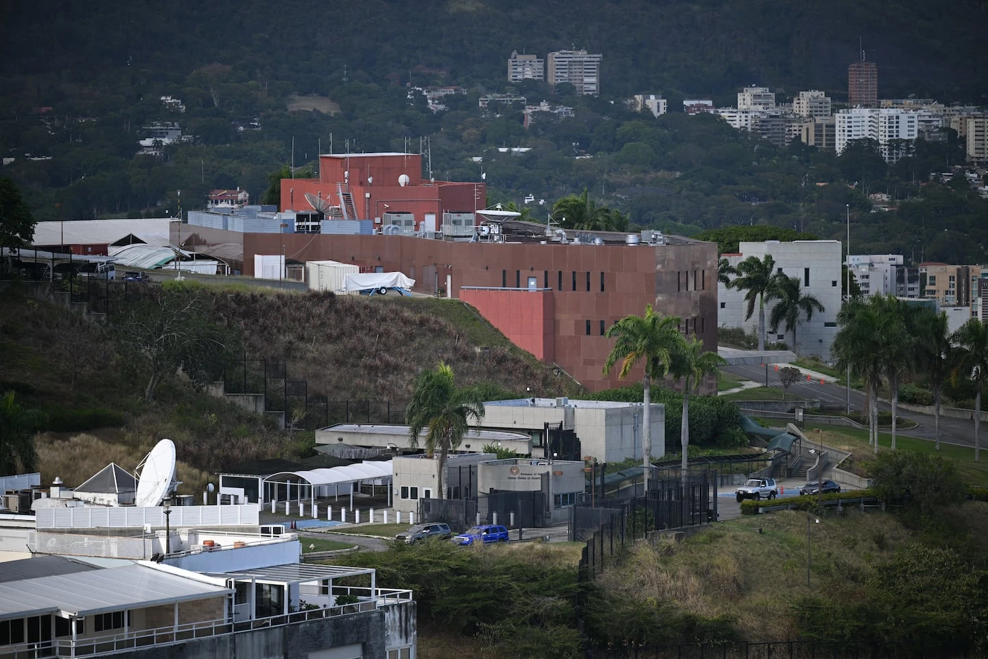 ਅਮਰੀਕਾ ਨੇ ਵੈਨੇਜ਼ੁਏਲਾ ਵਿੱਚ ਆਪਣਾ ਦੂਤਾਵਾਸ ਮੁੜ ਖੋਲ੍ਹ ਦਿੱਤਾ