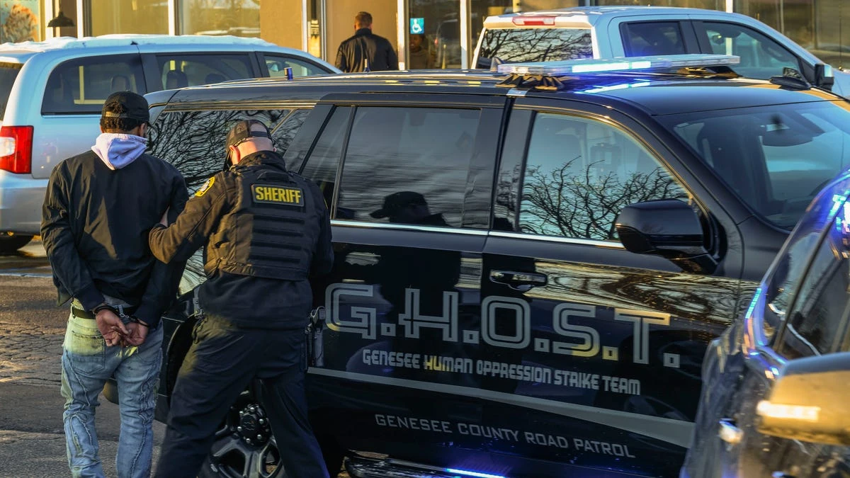 ਮਿਚੀਗਨ ਪੁਲਿਸ ਖਰੀਦਦਾਰਾਂ ਨੂੰ ਟਰੈਫਿਕਿੰਗ ਰੋਕਣ ਲਈ ਫੜਦੀ