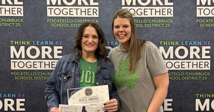 ਪੋਕੇਟੈੱਲੋ ਦੀ ਅਧਿਆਪਕ ਤਾਉਨਾ ਏਬੋਰਨ ਮਾਹ ਦਾ ਕਰਮਚਾਰੀ ਚੁਣੀ ਗਈ