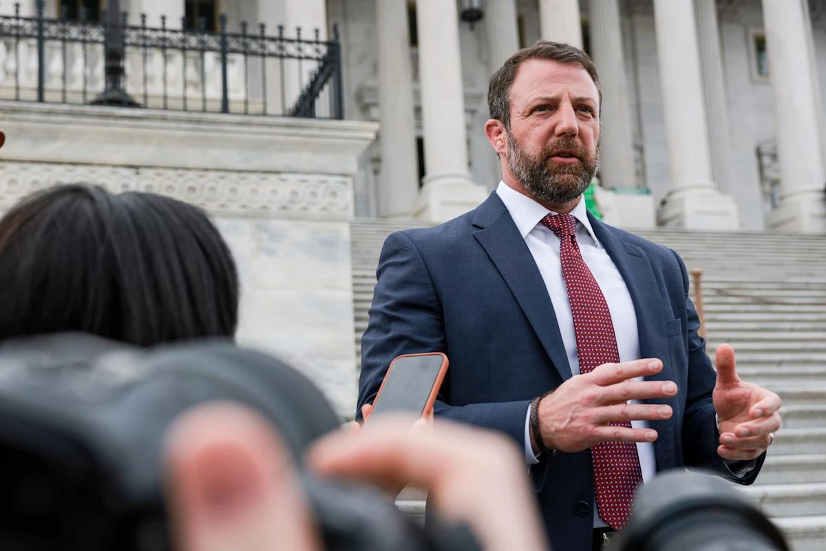 ਮਾਰਕਵੇਨ ਮੱਲਿਨ ਨੇ ਕਾਂਗਰਸ 'ਚ ਕਿਵੇਂ ਬਣਾਈ ਲੱਖਾਂ ਦੀ ਦੌਲਤ