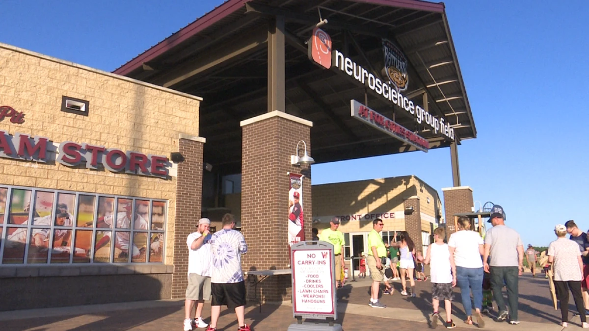 ਟਿੰਬਰ ਰੈਟਲਰਜ਼ ਦੇ ਰੋਸਟਰ ਵਿੱਚ 9 ਮਿਲਵੌਕੀ ਬ੍ਰਿਊਇਰਜ਼ ਖਿਡਾਰੀ