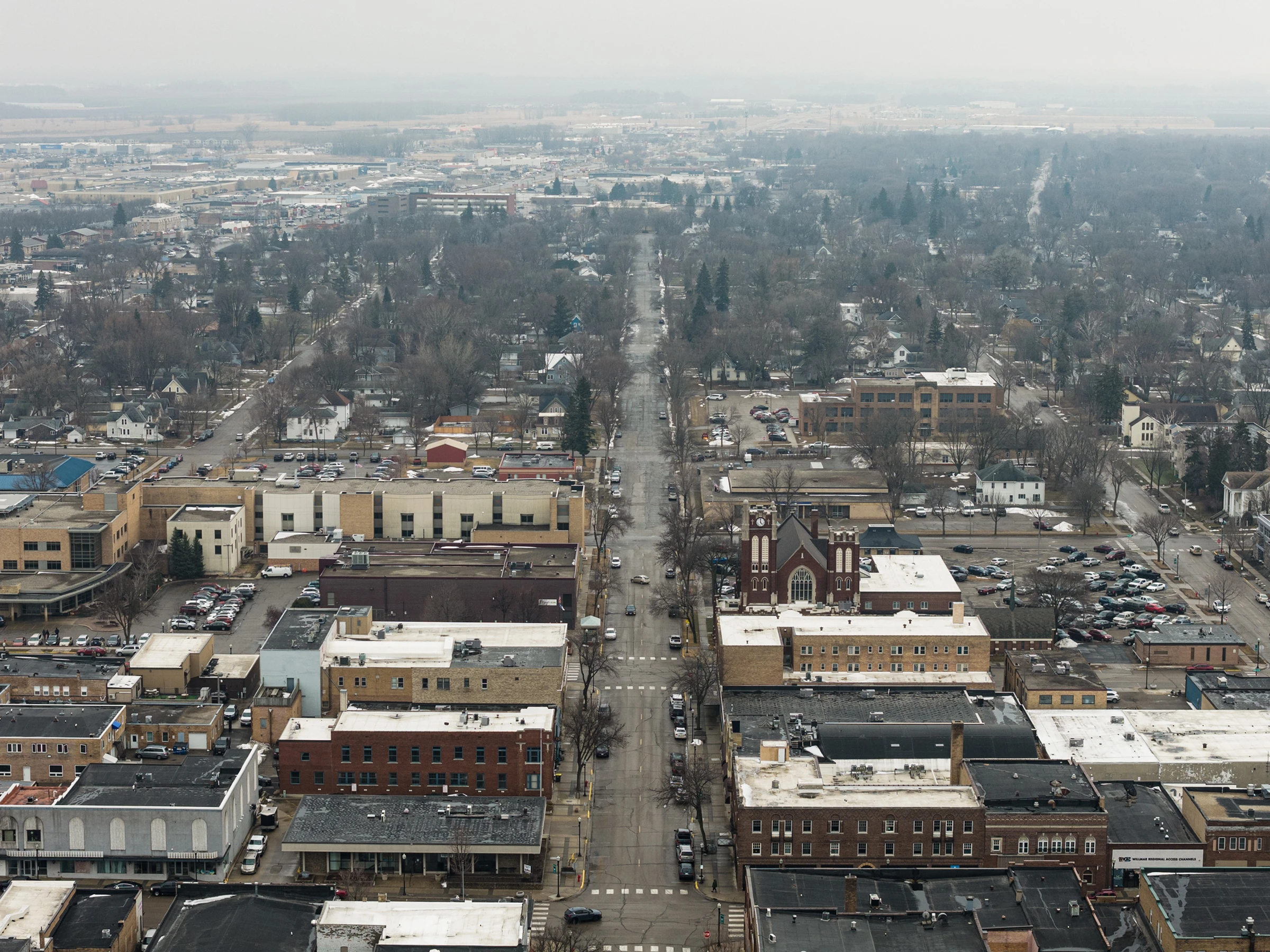 ਮਿੰਨਸੋਟਾ ਦੇ ਪਿੰਡਾਂ 'ਚ ICE ਦੀ ਤਾਕਤਵਰ ਛਾਪ, ਪਰ ਮੌਕਾ ਦੇ ਲੋਕ ਨਹੀਂ ਹਿੰਮਤ ਹਾਰੇ