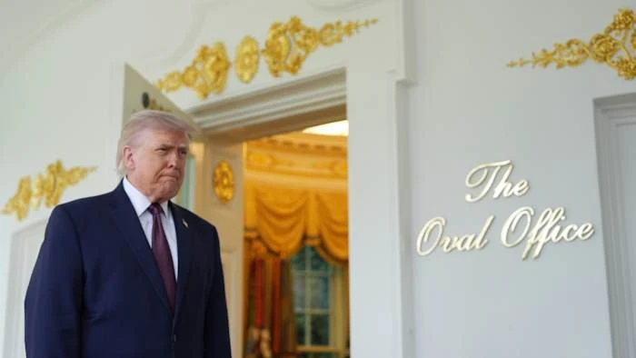 ਟ੍ਰੰਪ ਨੇ ਚਮਕਦਾਰ ਸਫੈਦ ਮਕਾਨ ਬਾਲਰੂਮ ਦੀ ਤਸਵੀਰਾਂ ਦਿਖਾਈ