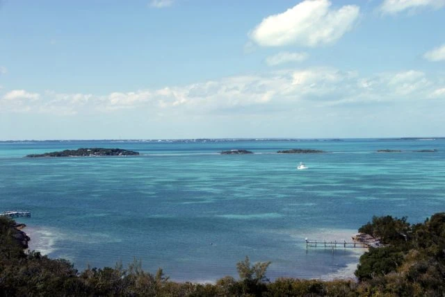 ਅਮਰੀਕੀ ਔਰਤ ਸਮੁੰਦਰ 'ਚ ਲਾਪਤਾ, ਪਤੀ ਨੇ ਦੱਸਿਆ ਲਾਹਣੇ 'ਤੇ ਡੁੱਬੀ