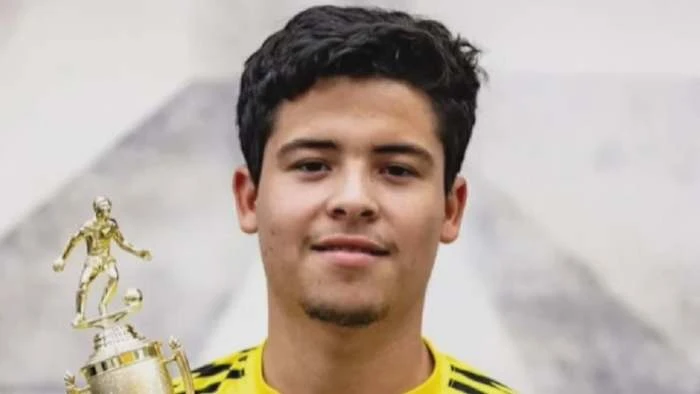 ਹੁੱਸਟਨ ਦੇ ਸਕੂਲੀ ਖਿਡਾਰੀ ਨੂੰ ਕਾਰਰਵਾਈ ਬਾਅਦ ਦੇਸ਼ ਭੇਜਿਆ ਗਿਆ