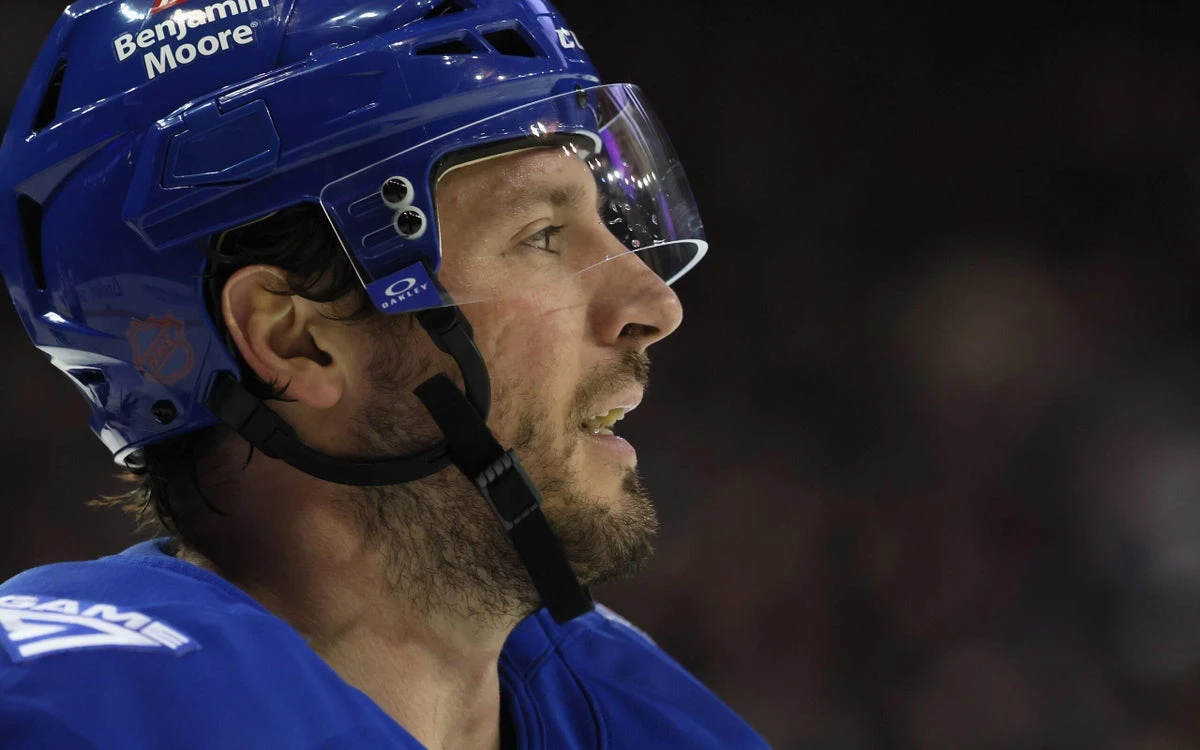 ਰੈਂਜਰਸ ਕੈਪਟਨ ਜੇ. ਟੀ. ਮਿਲਰ ਨੇ ਮੁਸ਼ਕਲ ਮੌਸਮ 'ਚ ਭਾਵਨਾਵਾਂ ਸੰਭਾਲੀਆਂ