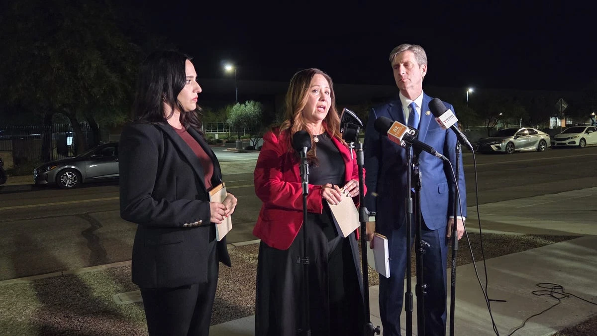 ਅਰਿਜੋਨਾ ‘ਚ ICE ਕੈਂਪ ‘ਬੇਰਹਮੀ’, ਘਰੇਲੂ ਲੋਕਾਂ ਨੇ ਕੀਤਾ ਕੜਾ ਇਨਕਾਰ