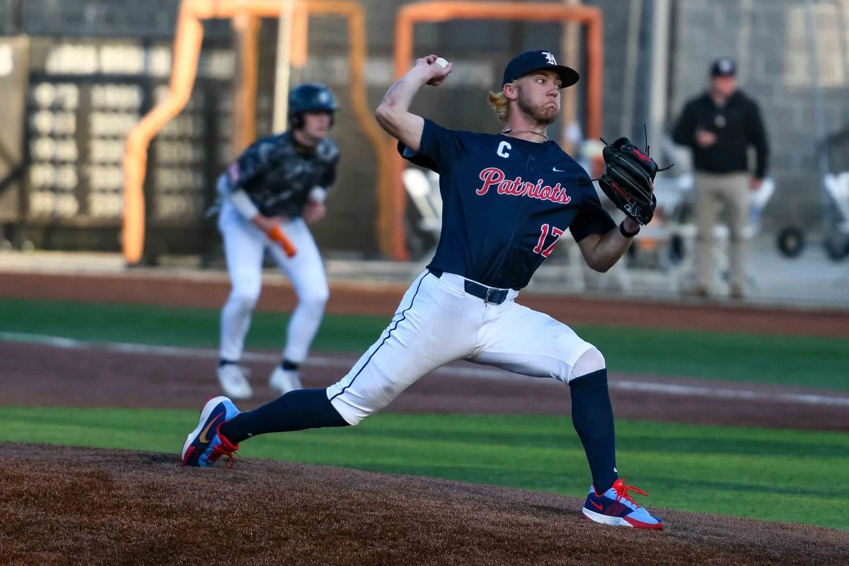 ਹੋਮਵੁੱਡ ਬੇਸਬਾਲ-ਸਾਕਰ ਟੀਮਾਂ ਨੇ ਪਲੇਆਫ਼ ਜਿੱਤੇ ਜਿੱਤ