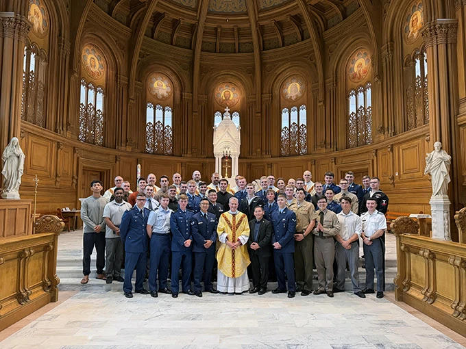 ਅਮਰੀਕੀ ਫੌਜ ਵਿਚ ਧਾਰਮਿਕ ਸੇਵਕ ਬਣਨ ਵਾਲਿਆਂ ਦੀ ਸੰਖਿਆ ਵਿਚ ਇਤਿਹਾਸਕ ਵਾਧਾ