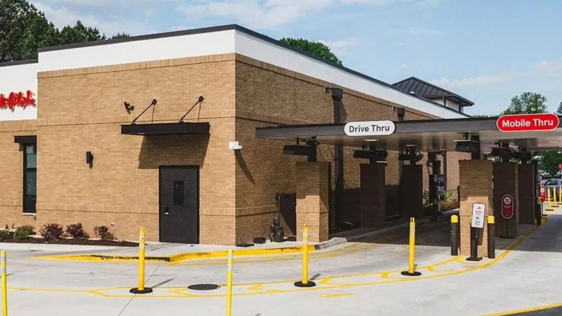 ਕੋਲੋਰਾਡੋ ਵਿੱਚ ਛੇਕ-ਫਿਲ-ਏ ਦੀ ਪਹਿਲੀ ਸਿਰਫ ਡ੍ਰਾਈਵ-ਥਰੂ ਰੈਸਟੋਰੈਂਟ ਖੁਲੇਗੀ