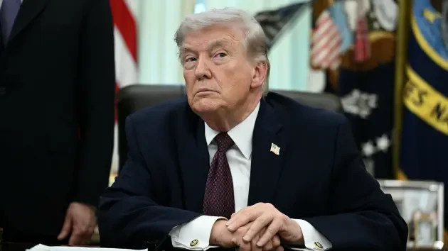 ਇਰਾਨ 'ਚ ਵੱਡੀ ਬਚਾਵ ਮੁਹਿੰਮ ਦੇ ਨਵੇਂ ਰਾਜ, ਟਰੰਪ ਨੇ ਕੀਤੀਆਂ ਖੁਲਾਸ਼ਾ