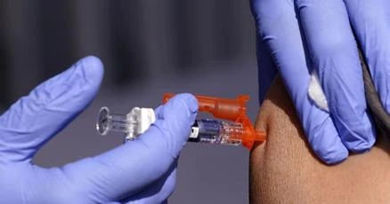 ਅਰਿਜ਼ੋਨਾ ਵਿੱਚ ਟੀਕਾਕਰਨ ਤੋਂ ਇਨਕਾਰ ਕਰਨ ਵਾਲਿਆਂ ਦੀ ਸੁਰੱਖਿਆ ਲਈ ਕਾਨੂੰਨ