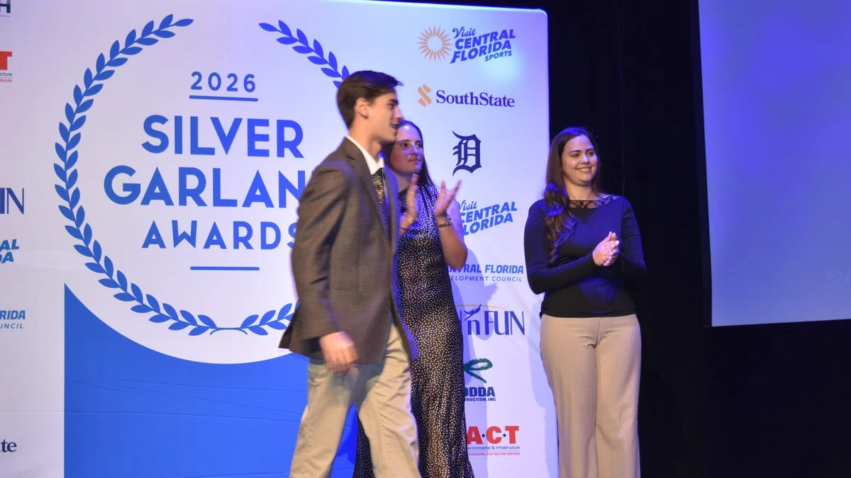 ਪੋਲਕ ਹਾਈ ਸਕੂਲ ਦੇ ਵਿਦਿਆਰਥੀਆਂ ਨੂੰ ਸਾਈਲਵਰ ਗਾਰਲੈਂਡ ਇਨਾਮ ਮਿਲੇ