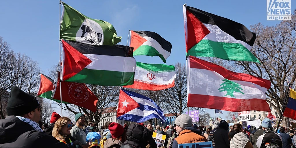 ਸਟੇਟ ਕੈਪਿਟਲ ’ਤੇ ਨੋ ਕਿੰਗਜ਼ ਪ੍ਰਦਰਸ਼ਨ ਪਿੱਛੇ $2.5 ਲੱਖ ਦਾ ਸਾਜੋ-ਸਮਾਨ