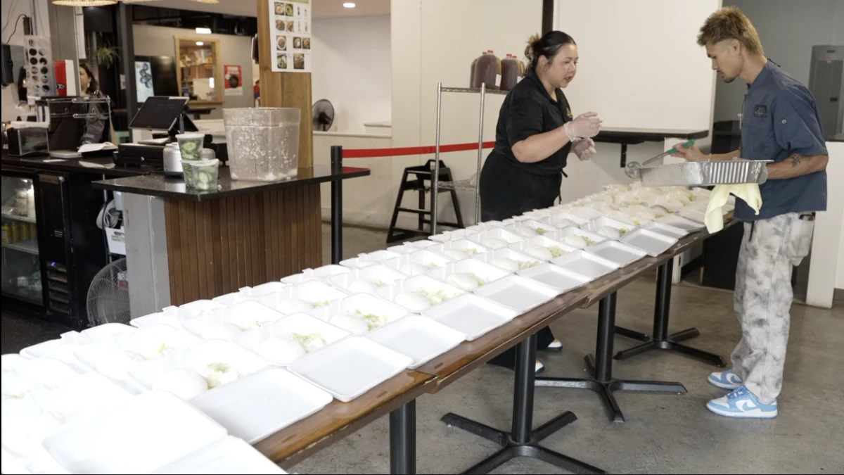 ਵੈਕੋ ਦੇ ਥਾਈ ਰੈਸਟੋਰੈਂਟ ਵਲੋਂ ਗੁੱਡ ਫ੍ਰਾਈਡੇ 'ਤੇ ਗ਼ਰੀਬਾਂ ਨੂੰ ਖਾਣਾ ਦਿੱਤਾ