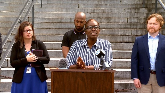 ਓਨੋਂਡਾਗਾ ਕਾਊਂਟੀ ਡੈਮੋਕ੍ਰੈਟਿਕ ਨੇ ਪੈਸਿਆਂ ਦੀ ਪਾਰਦਰਸ਼ਤਾ ਮੰਗੀ