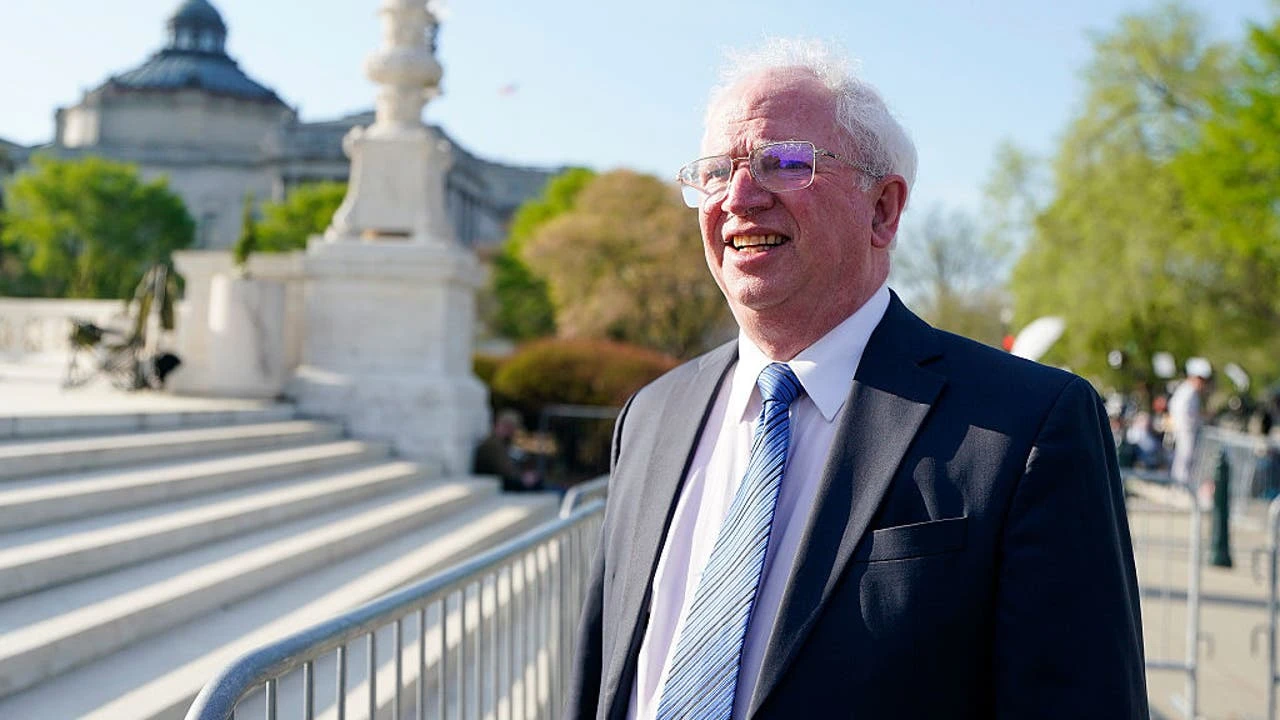 ਜਾਨ ਇਸਟਮੈਨ ਦਾ ਵਕੀਲਪਨਮੰਦ ਪੱਕਾ ਰੱਦ