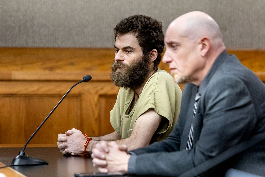 ਮਨੁੱਖ ਨੂੰ ਪੁਲਿਸ 'ਤੇ ਹਮਲਾ ਕਰਨ 'ਤੇ ਪਰੋਬੇਸ਼ਨ ਮਿਲਿਆ