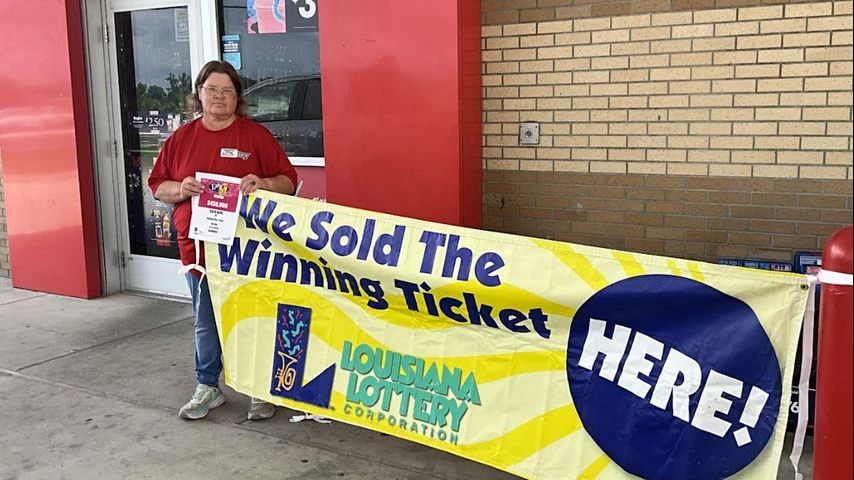 ਪ੍ਰੈਰੀਵਿਲਲ ਪੁਰਸ਼ ਨੇ ਲਾਟਰੀ ਵਿੱਚ ਜਿੱਤੀ ਸਾੜੇ 4 ਲੱਖ ਡਾਲਰ ਦੀ ਜੈਕਪੌਟ