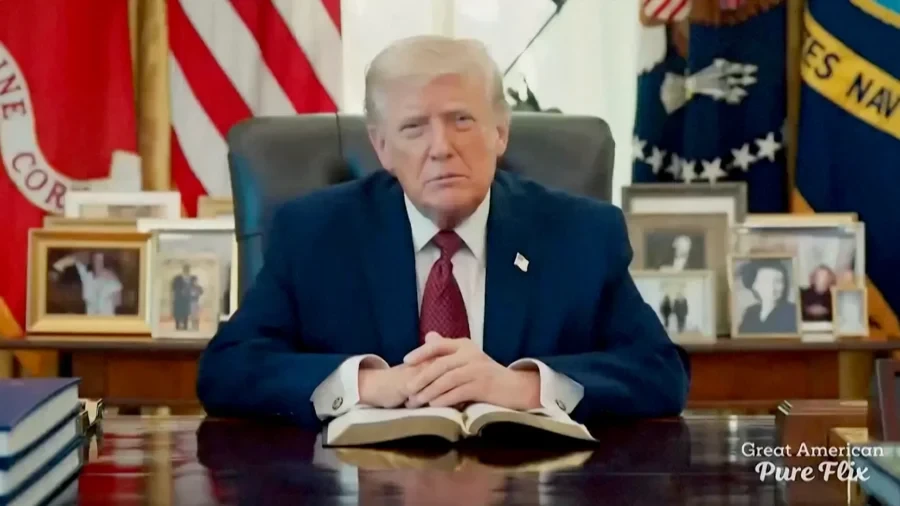 ਟ੍ਰੰਪ ਨੇ ਰਾਸ਼ਟਰ ਦੇ 250 ਸਾਲਾਂ ਮੁਬਾਰਕ ਹੋਣ ਤੇ ਬਾਈਬਲ ਪੜ੍ਹੀ