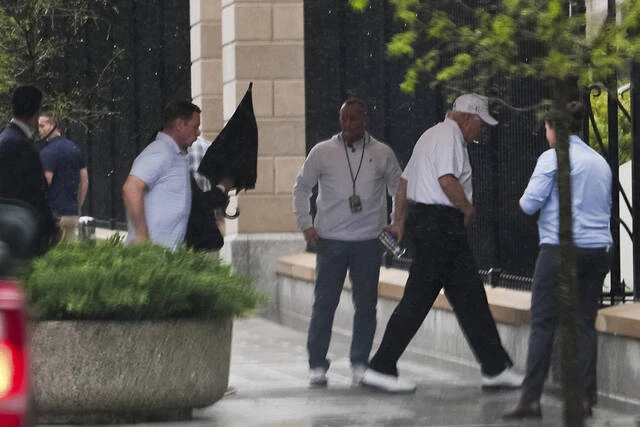 ਟ੍ਰੰਪ ਨੇ ਇਰਾਕ 'ਤੇ ਜੰਗੀ ਜ਼ੁਲਮ ਦੇਖਣ ਦੀ ਧਮਕੀ ਦਿੱਤੀ